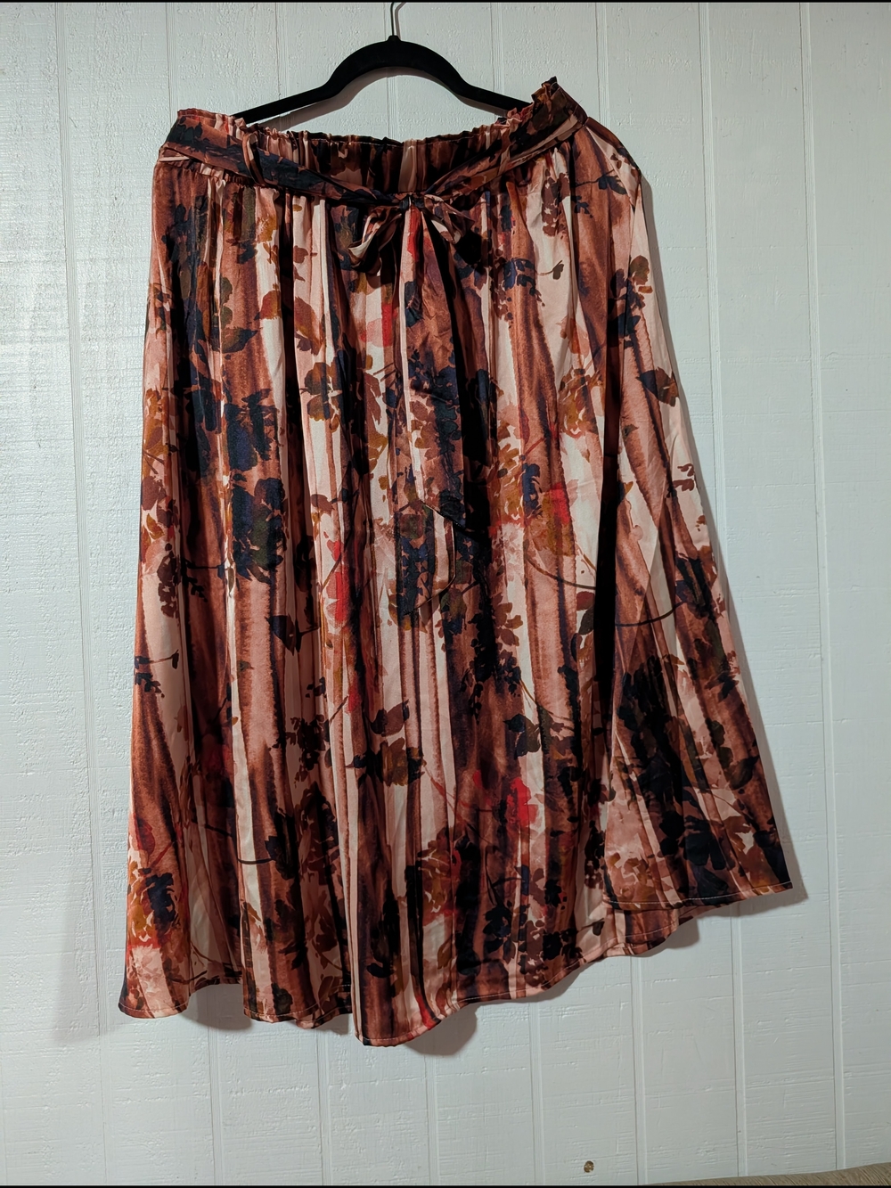 Love & Piece Floral Pleated Lightweight Skirt Size XL